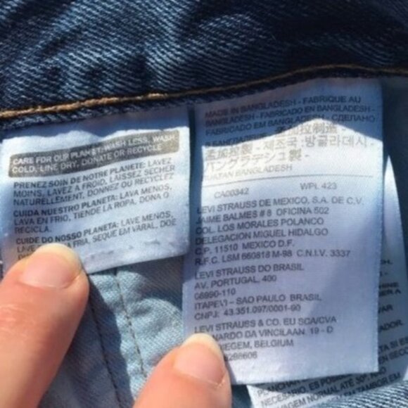 Levi’s 569 Relaxed Fit Jean Shorts 32 Waist Cut offs - Picture 5 of 6